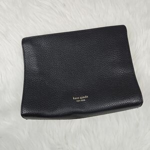 Kate Spade New York Polly Medium Pebble Leather Wristlet